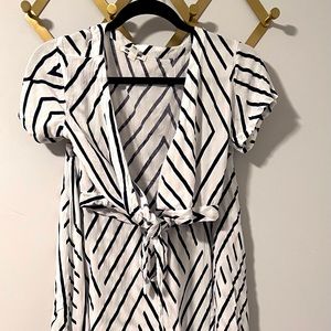 Billabong Two piece set- crop top and skirt